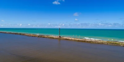 Recife Brasilien Turm im Meer